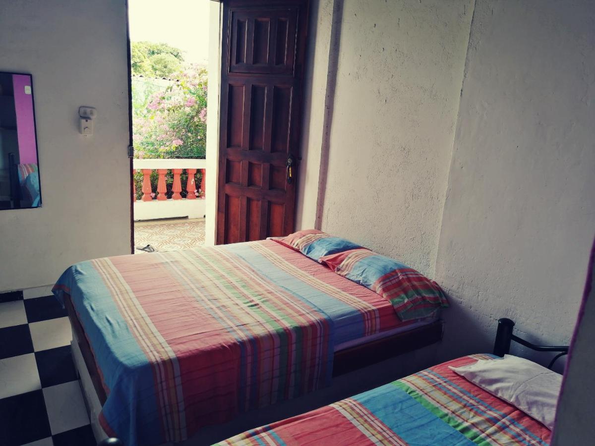 Hostal Maranatha Santa Marta  Eksteriør bilde